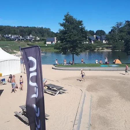 Lacs De L'eau D'heure Amiral 22 아파트